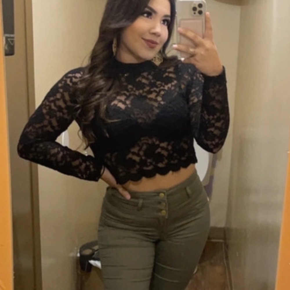 Mesh lace long sleeve top